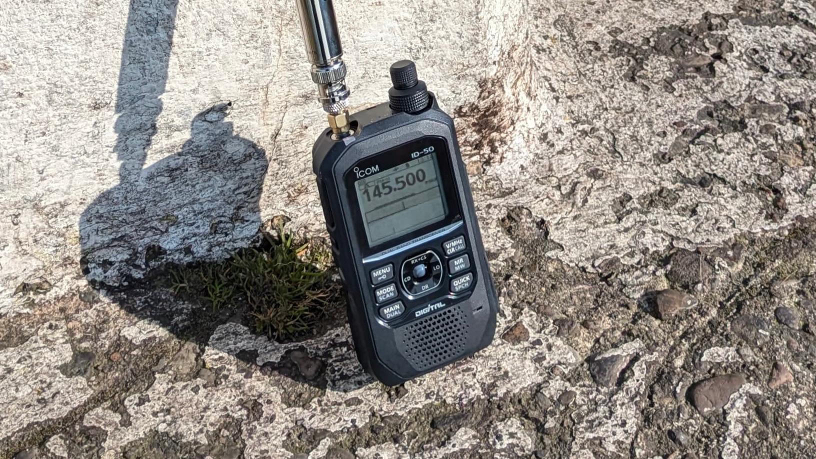 Radio Review: ICOM ID-50